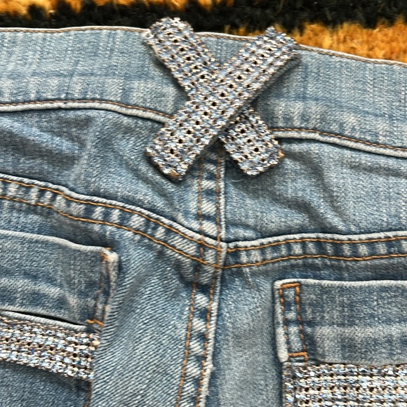 Allen B. Jeans - Picture 6 of 7